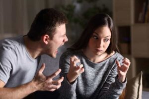 4 formas para solucionar los problemas de pareja - Psicología en Acción